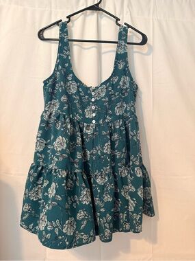 Small Urban Outfitters Teal Floral Tiered Romper